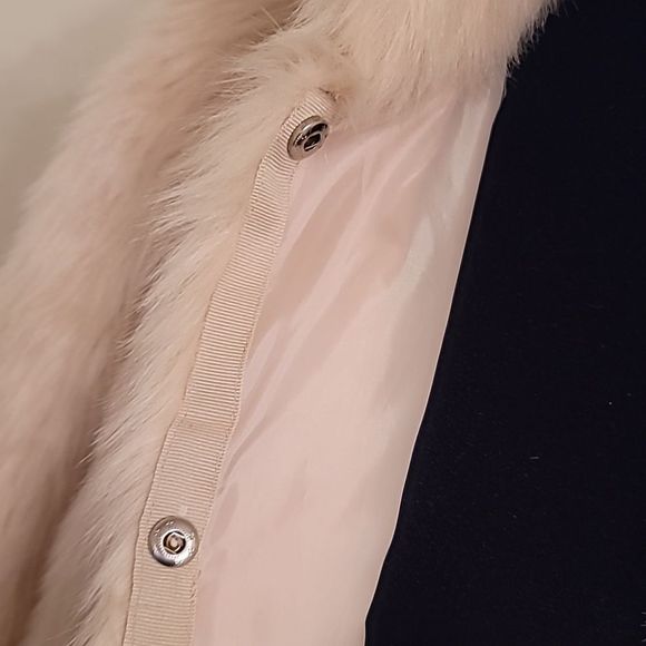 Plush Faux Fur Jacket - Picture 8 of 14